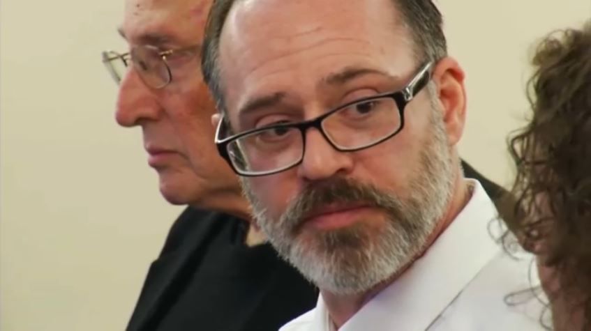 Defendant Paul Barbaritano of Albany, New York looking around courtroom at his January 2020 criminal hearing